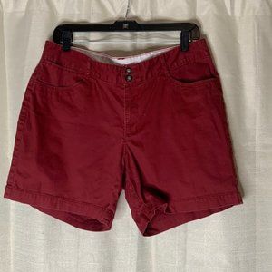 Women's Red Dockers Shorts (Size 14)
